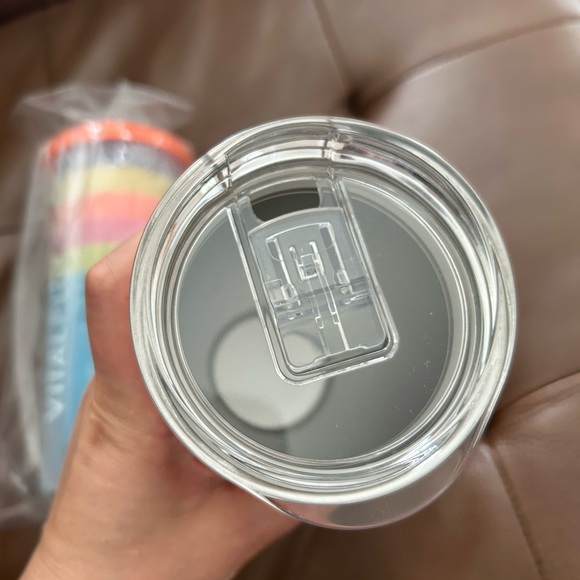 Tumbler & plastic cup set - Picture 3 of 8